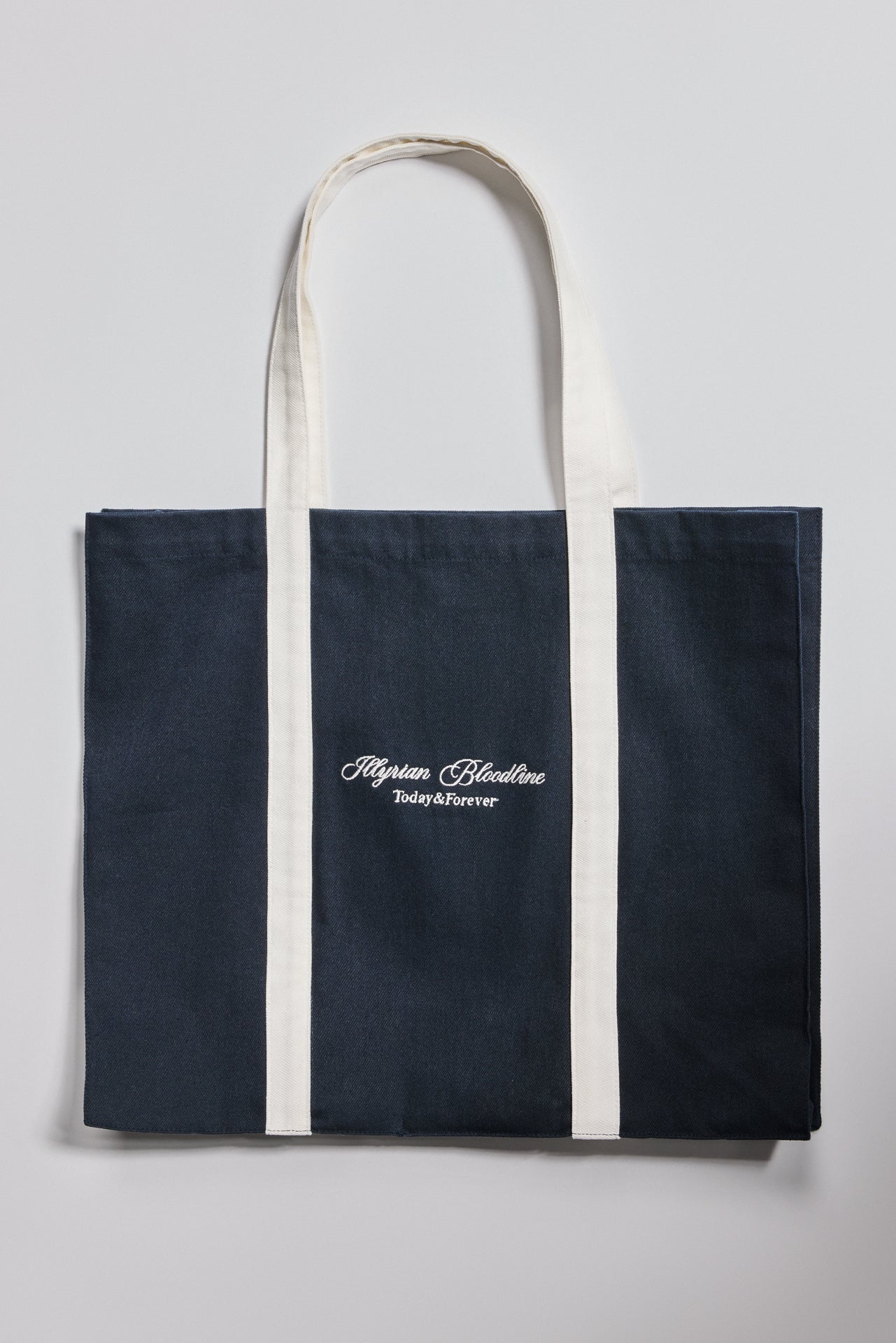 Signature Illyrian Tote Bag - Navy